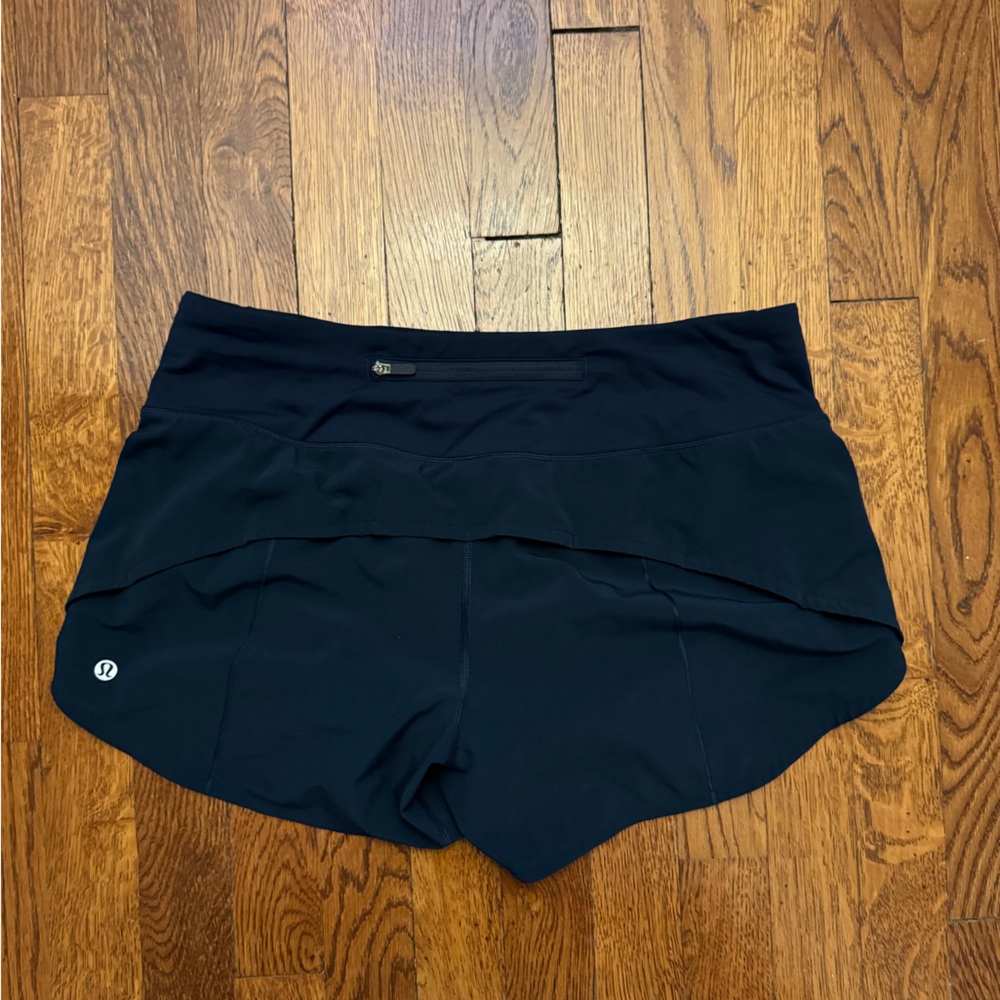 Lululemon speed up short 4 inch- size 8